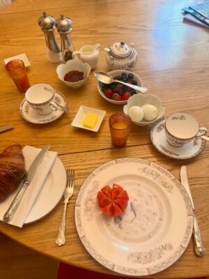 Namita Dubey Instagram - Is memory even perishable anymore, with the ceaseless presence of our photographs? 👾👾 

Thank you @pastmodrn for the dress 🍒💌🍒