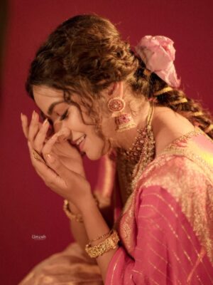 Namratha Gowda Instagram - ✨

Outfit: @radheysdesignerstudio 
Makeup and hair: @makeoversbyamitha_lekha 
Sourced by: @likitha_suresh_ 
Jewellery: @velvetboxby 
Shot by: @umesh__photography___