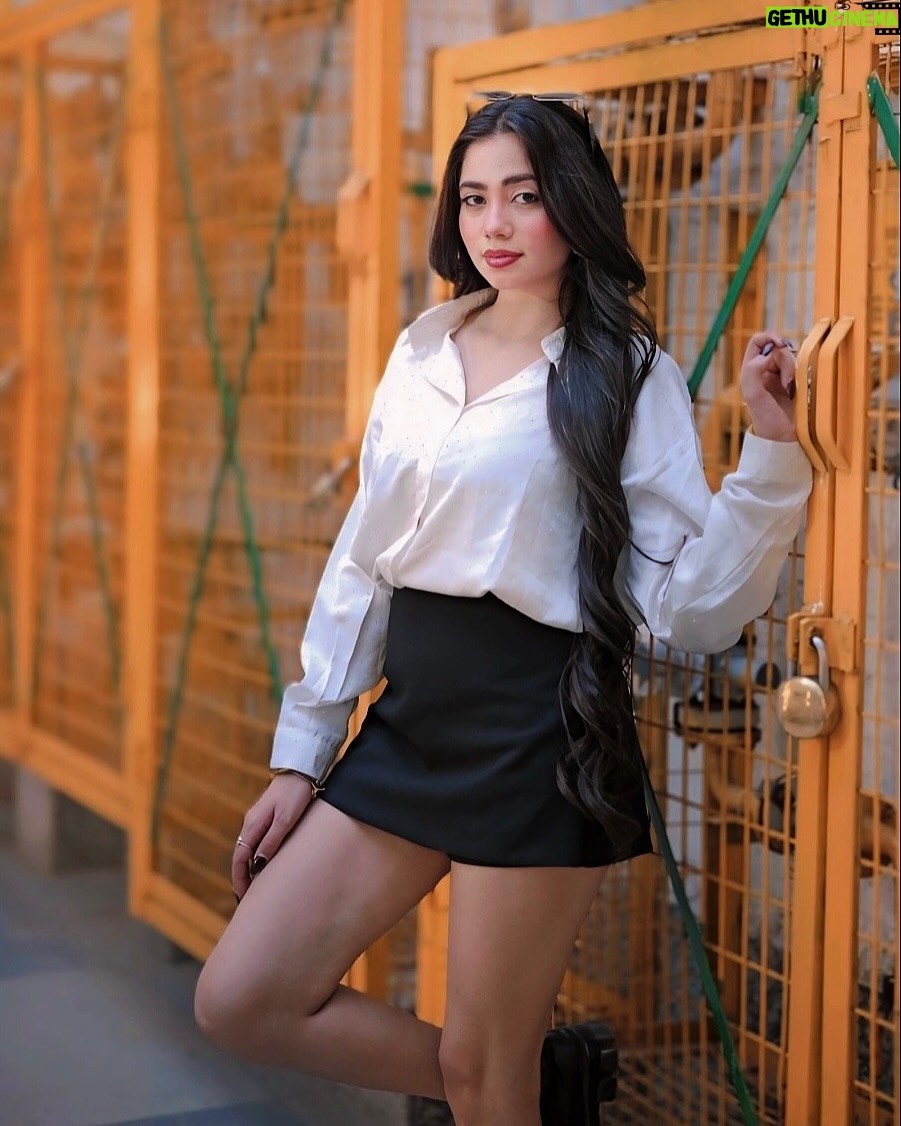 Nancy Arora - 4.2K Likes - Not everyone deserves to know the real you, let them meet the version they deserve.🤍🥀

.
.

📸:- @starboiiiiiiii08 

.
.

#trendingnow #explorepage #instadaily #dailypost #inancyarora #fashionblogger #likesforlike #fashionmodel #dailypost #lifestyle #foryou
