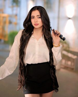 Nancy Arora Instagram - Not everyone deserves to know the real you, let them meet the version they deserve.🤍🥀

.
.

📸:- @starboiiiiiiii08 

.
.

#trendingnow #explorepage #instadaily #dailypost #inancyarora #fashionblogger #likesforlike #fashionmodel #dailypost #lifestyle #foryou