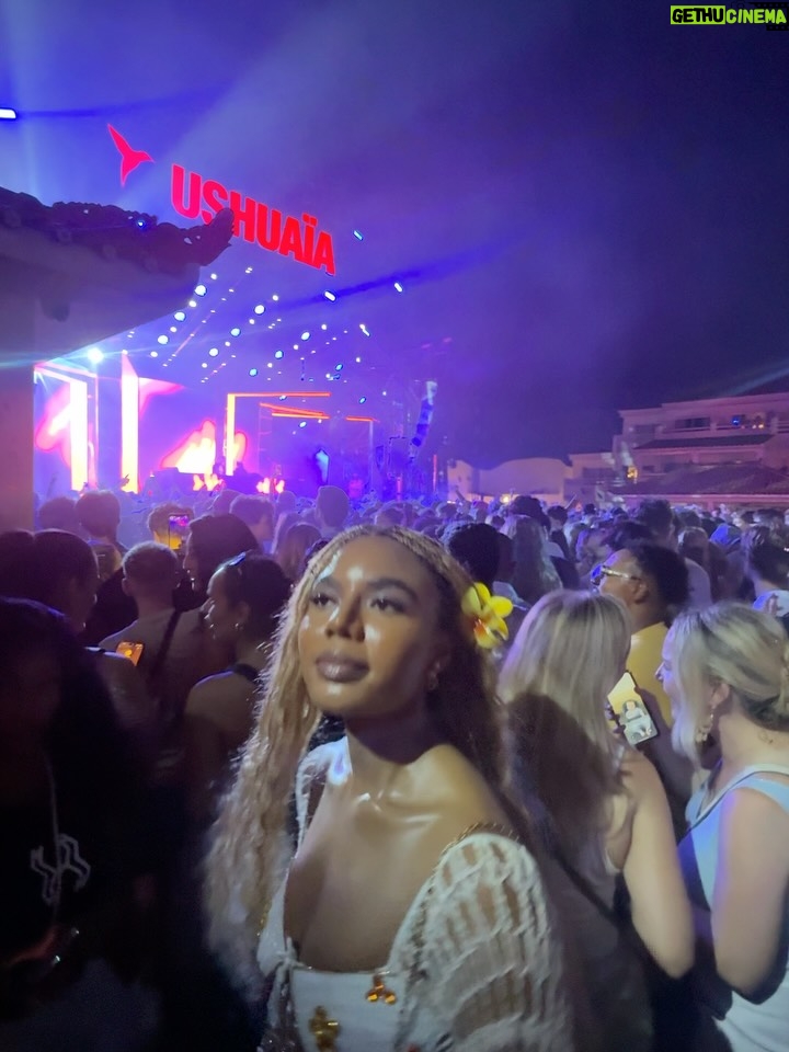 Nancy Isime - 183.7K Likes - Ibiza at Night✨

#Summer2025