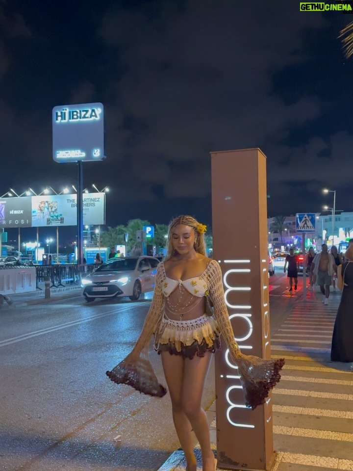 Nancy Isime - 183.7K Likes - Ibiza at Night✨

#Summer2025