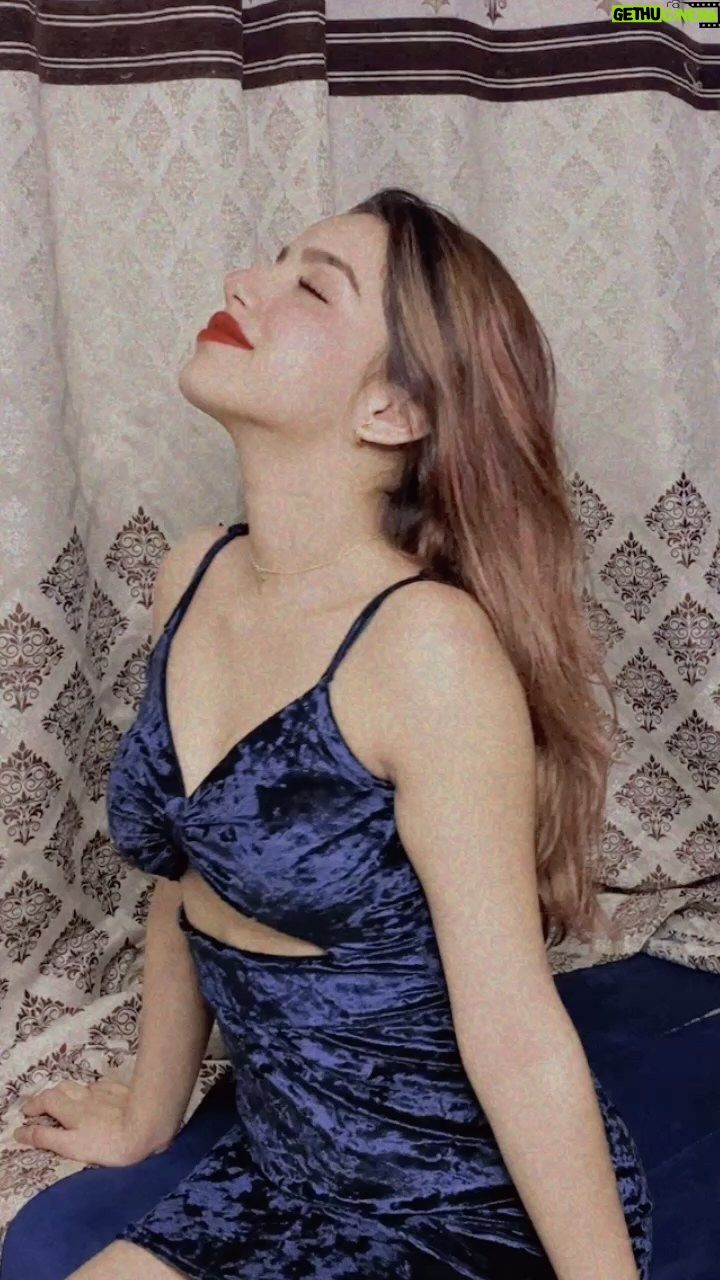 Nancy Suryavanshi - 20.3K Likes - Tu hi subha Tu hi Shaam 🤍
.

.
#milindgabasongs #look #nancy