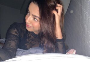 Nancy Suryavanshi Instagram - Click by me 🤪
.
.

.
#instagood #reelitfeelit #instaphotos #blackdress #Withoutfilter