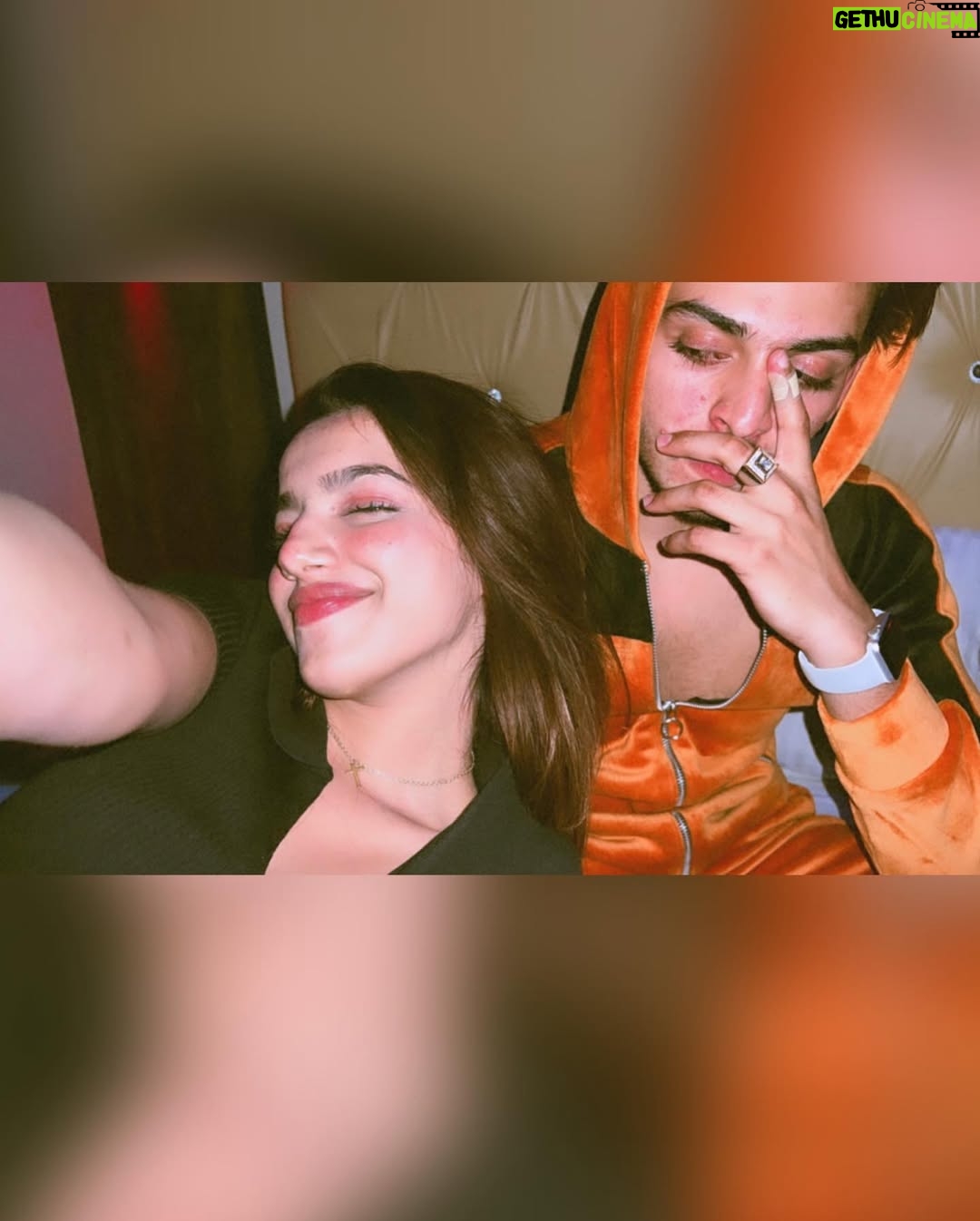 Nancy Suryavanshi - 30.1K Likes - Life is short. Smile while you still have teeth😂🔥
. @beingshadabkhan.27 
.
#instaphotos #look #picture