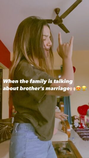 Nancy Suryavanshi Instagram - Aye haye maje 😂🙌🏻🔥
.
. @strange_evil_17771 
.
#brothermarriage #instagood #reelitfeelit #ayehaymaje #punjab