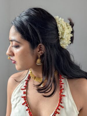 Nandana Varma Instagram - Apo happy Onam 🌼🤍
📸 : @minnajohns
👗 : @mankasurath