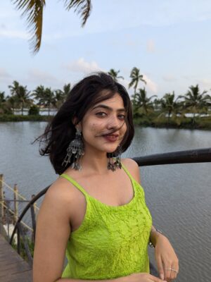 Nandana Varma Instagram - 💚
👗 : @pallavibynaveena
📸: @minnajohns
Styling : @darsana_salim