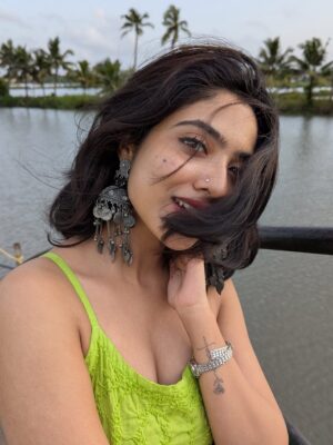 Nandana Varma Instagram - 💚
👗 : @pallavibynaveena
📸: @minnajohns
Styling : @darsana_salim