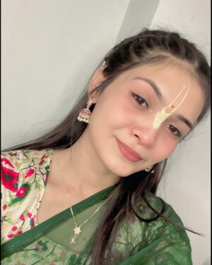 Nandini Instagram - 🦚Happy Janmashtami! May you be blessed with the divine grace of Lord Krishna🦚 #nandians💗 #repost