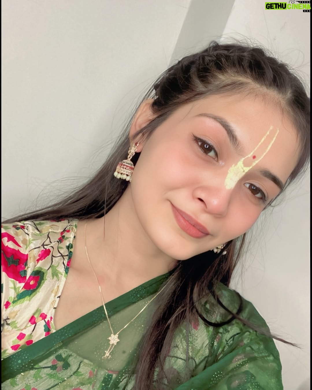 Nandini - 6.4K Likes - 🦚Happy Janmashtami! May you be blessed with the divine grace of Lord Krishna🦚 #nandians💗 #repost