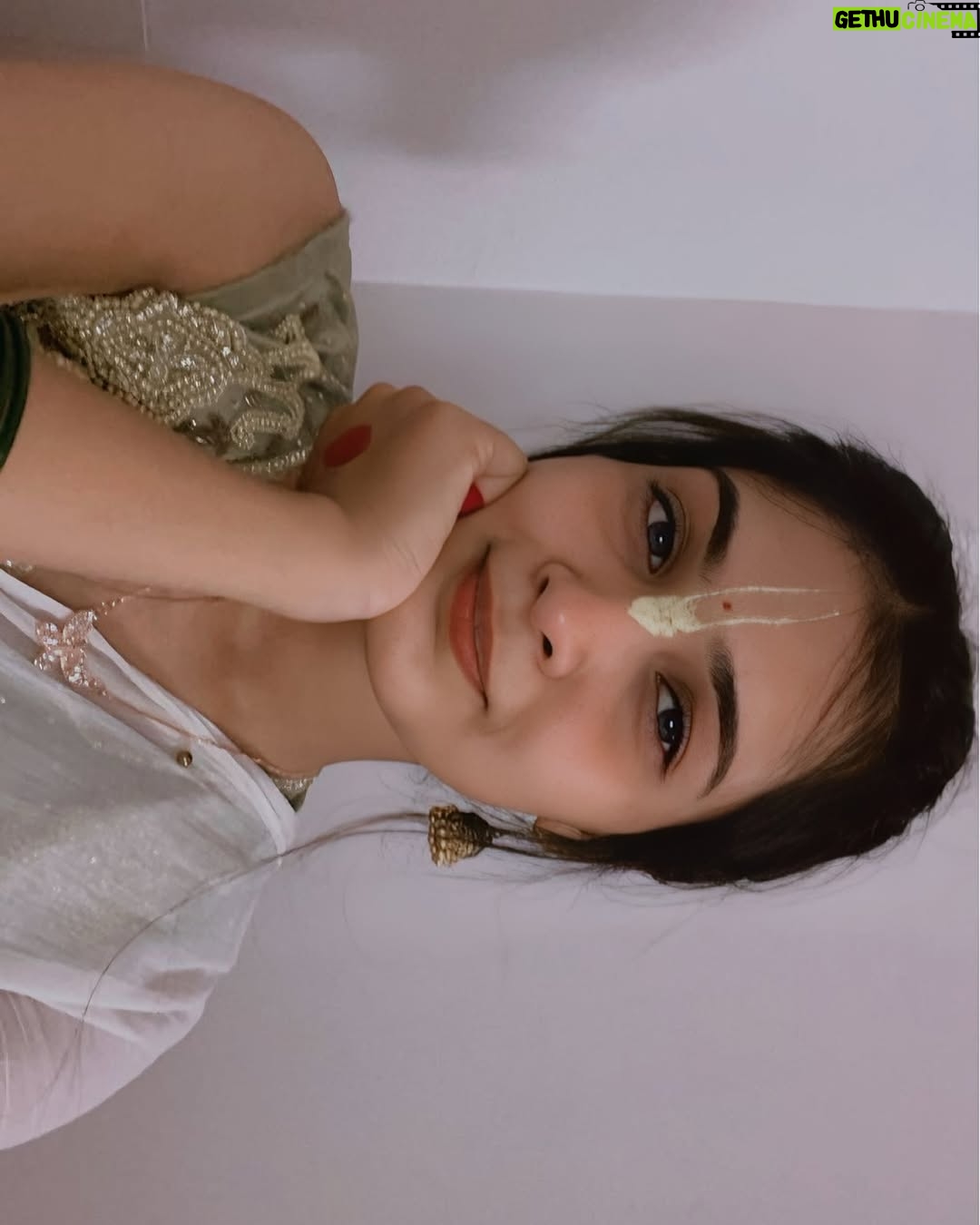 Nandini - 6.4K Likes - 🦚Happy Janmashtami! May you be blessed with the divine grace of Lord Krishna🦚 #nandians💗 #repost