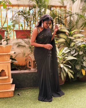 Nandini Padmukh Instagram - पहेले नही थी चांदनी 🌙✨