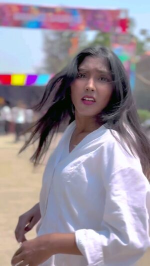 Nandini Padmukh Instagram - Happy holi everyone ā¤ļøāØ
#trending #rhythmic__girl #nandinipadmukh #foryou #foryoupage #happyholi #holi #happyholi2025 #holihai