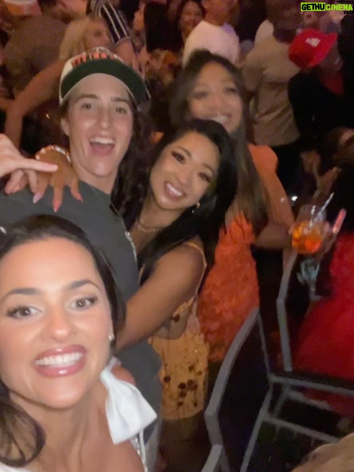 Natalie Negrotti - 2.6K Likes - Dreams do come true! Honored to be competing with my sister as my teammate on the Amazing Race season 38. This is the coolest and most proud moment of my entire life so far!!!! SOOO GRATEFUL my heart is full 🤗 We flew to LA and had the best time ever at our Premier Party I LOVE U SISSY @stephanienegrotti and thank you to everyone who showed up we loved meeting you all 🖤 1st leg is complete see you all Wednesday for episode 2! Thank you to @sherrihill for dressing me I felt like a princess! 📸: @taylor.mcwhorter #theamazingrace #tar #tar38