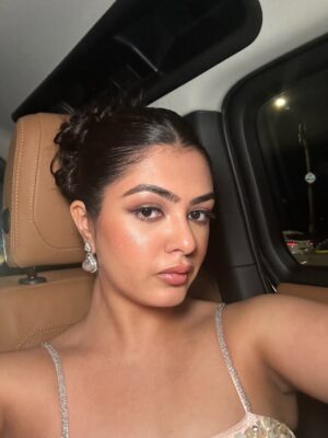 Natallia Aroraa Instagram - the bombay episode 🛺
