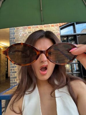 Natallia Aroraa Instagram - lemonade on a sunny day with a side of pinky🧃