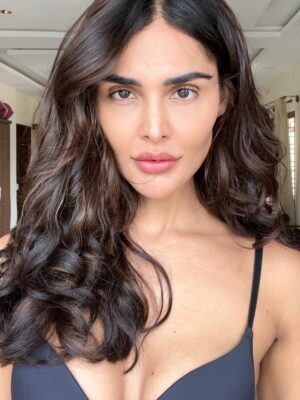 Nathalia Kaur Instagram - Fresh 📸