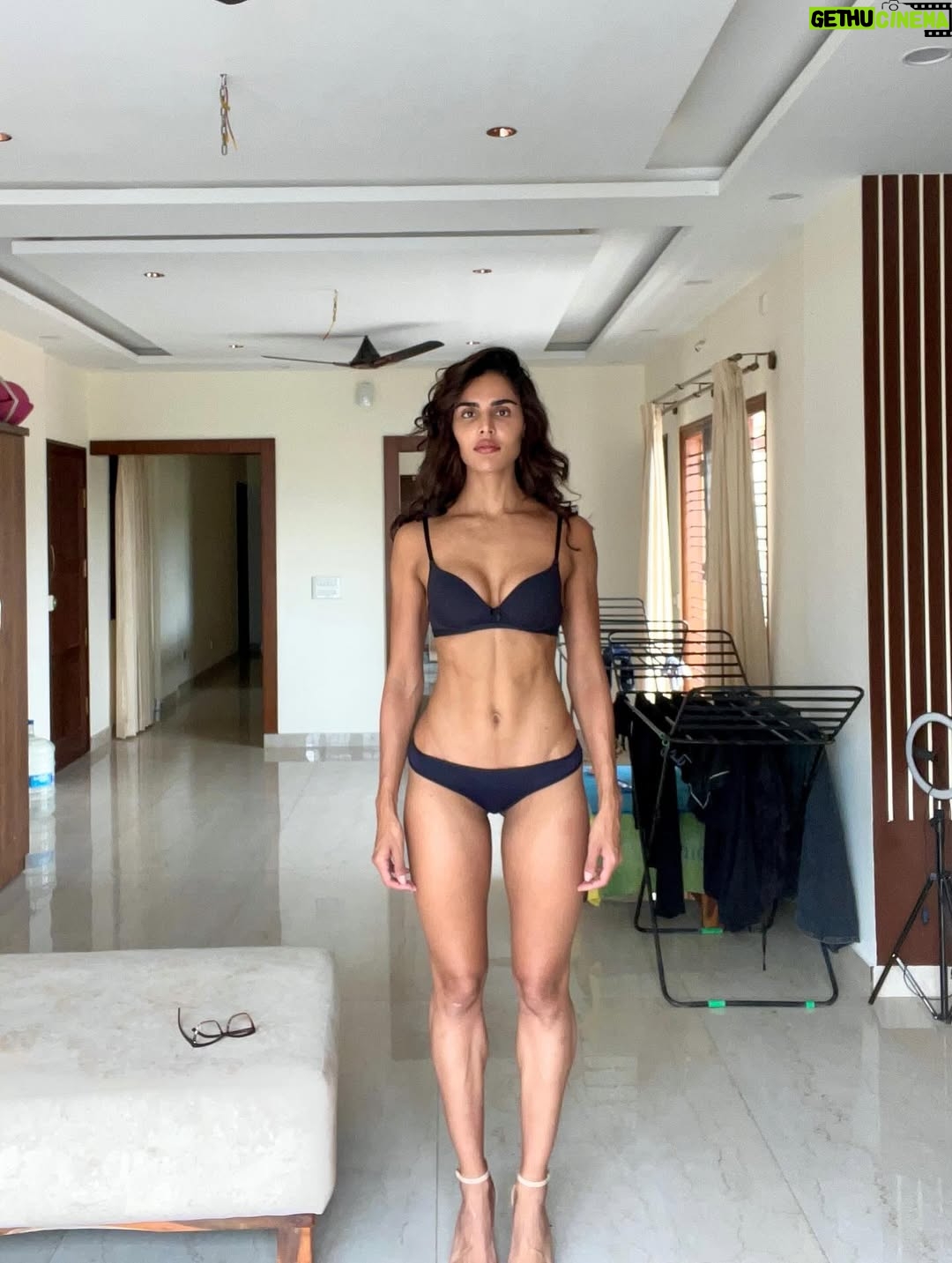 Nathalia Kaur - 6.4K Likes - Fresh 📸
