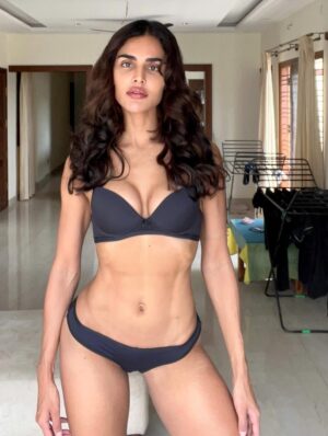 Nathalia Kaur Instagram - Fresh 📸