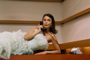 Nathalie Kelley Instagram - Waiting for a circular fashion future to call ☎️ courtesy of @openclosit 👗 rent  this dress on @openclosit ! Love working with @johannamoonan x @fattie._.maddie x @caseygore_makeup 🌹