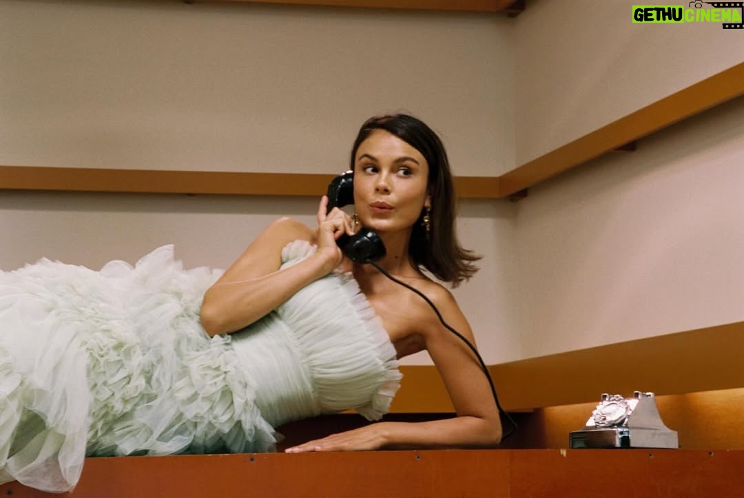 Nathalie Kelley - 7.5K Likes - Waiting for a circular fashion future to call ☎️ courtesy of @openclosit 👗 rent  this dress on @openclosit ! Love working with @johannamoonan x @fattie._.maddie x @caseygore_makeup 🌹