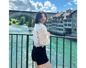 Natsuki Deguchi Instagram - 🇨🇭🇫🇷💃