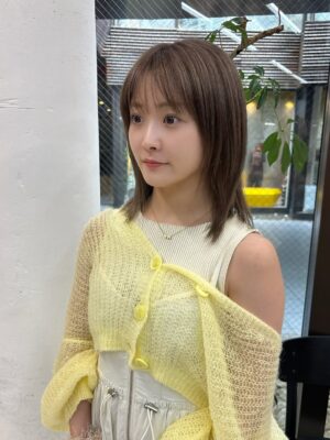 Natsumi Takagi Instagram - 色落ちしてた髪の毛、暗く染めてきた💛
今日の新潟大会は、まだ色落ちしてない暗い髪色を見てもらえる🫶
どうかな〜🥰
楽しみにしててね〜✨
カラーカット💇♀️
@hase_short