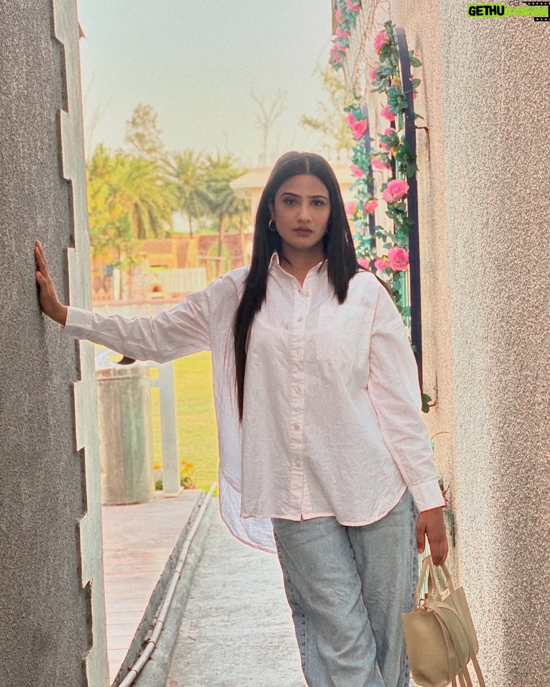 Navjot Kaur Gill - 2K Likes - 🔥