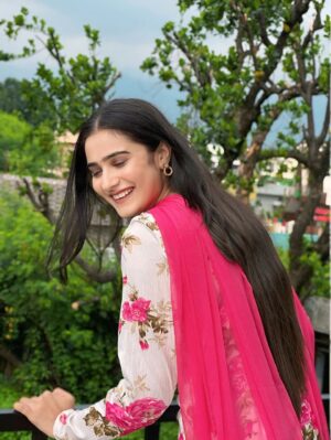 Navjot Kaur Gill Instagram - 🍃