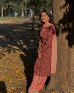 Actress Navjot Kaur Gill HD Photos and Wallpapers May 2025
