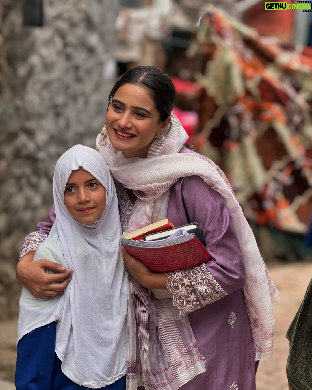 Navjot Kaur Gill - 1.3K Likes - Kashmir ❤️