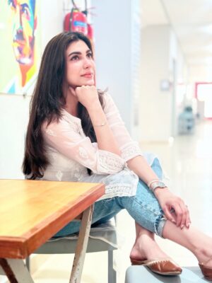 Nazish Jahangir Instagram - Tum ho tou 🤍

#nazishjahangir #white