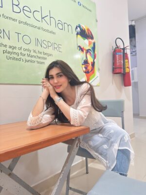 Nazish Jahangir Instagram - Tum ho tou 🤍

#nazishjahangir #white