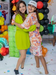 Singer Neeti Mohan HD Photos and Wallpapers February 2026
