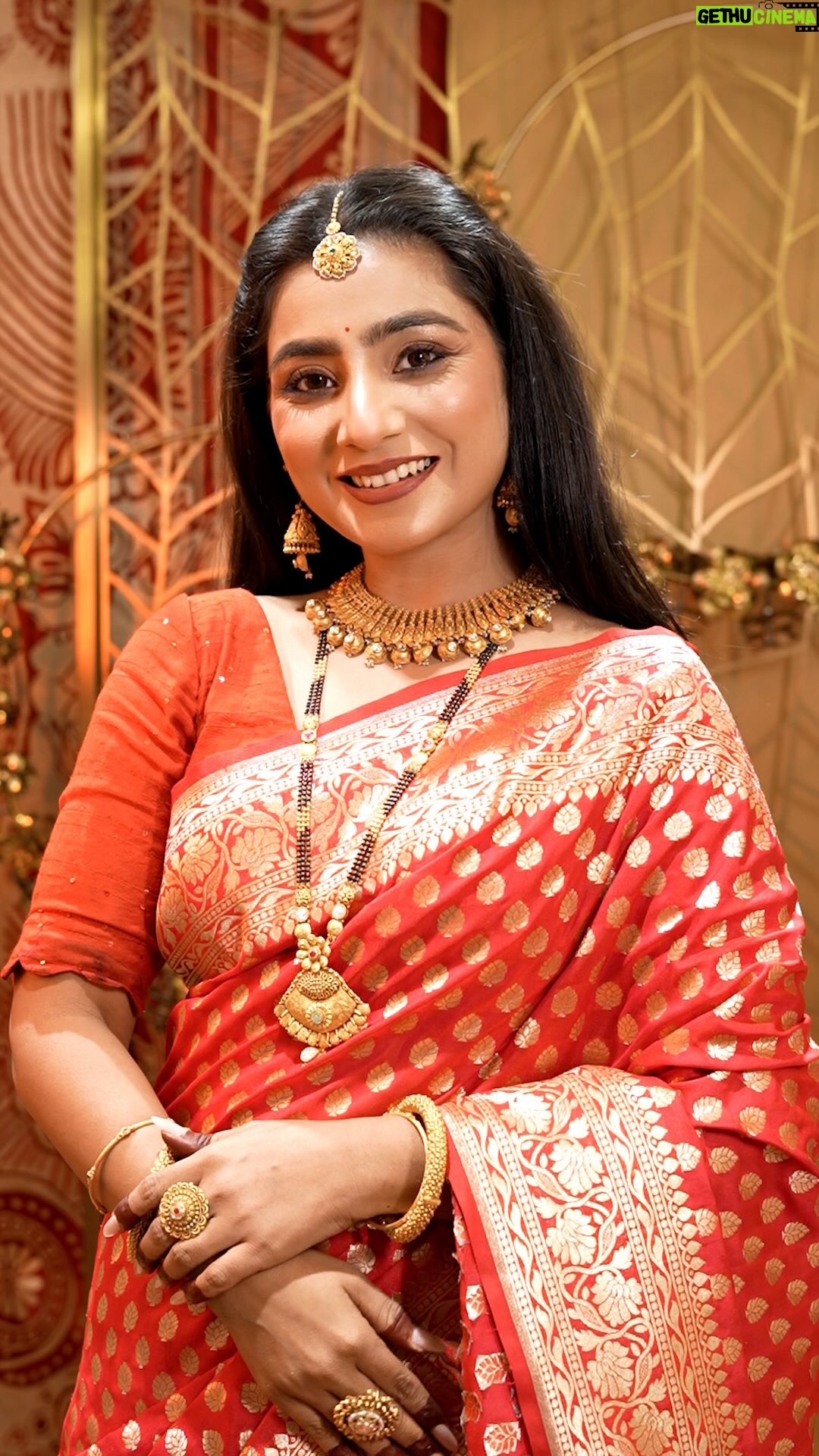Neha Marda - 169.6K Likes - This Hartalika Teej, celebrate endless love and tradition✨

I adorned myself in @indriyajewels , letting every piece reflect the devotion, joy, and timeless elegance of the celebration. 
Each piece adds sparkle to the rituals and makes every moment unforgettable

Discover jewels crafted that elevate the sparkle of every festival at Indriya.

#IndriyaJewellery #AdityaBirlaJewellery  #ad
