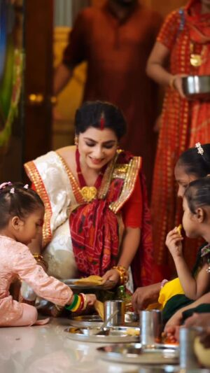 Neha Marda Instagram - Happy Ashtami 🙏
Beautiful day with little kanyas filled with laughter and joy 💃