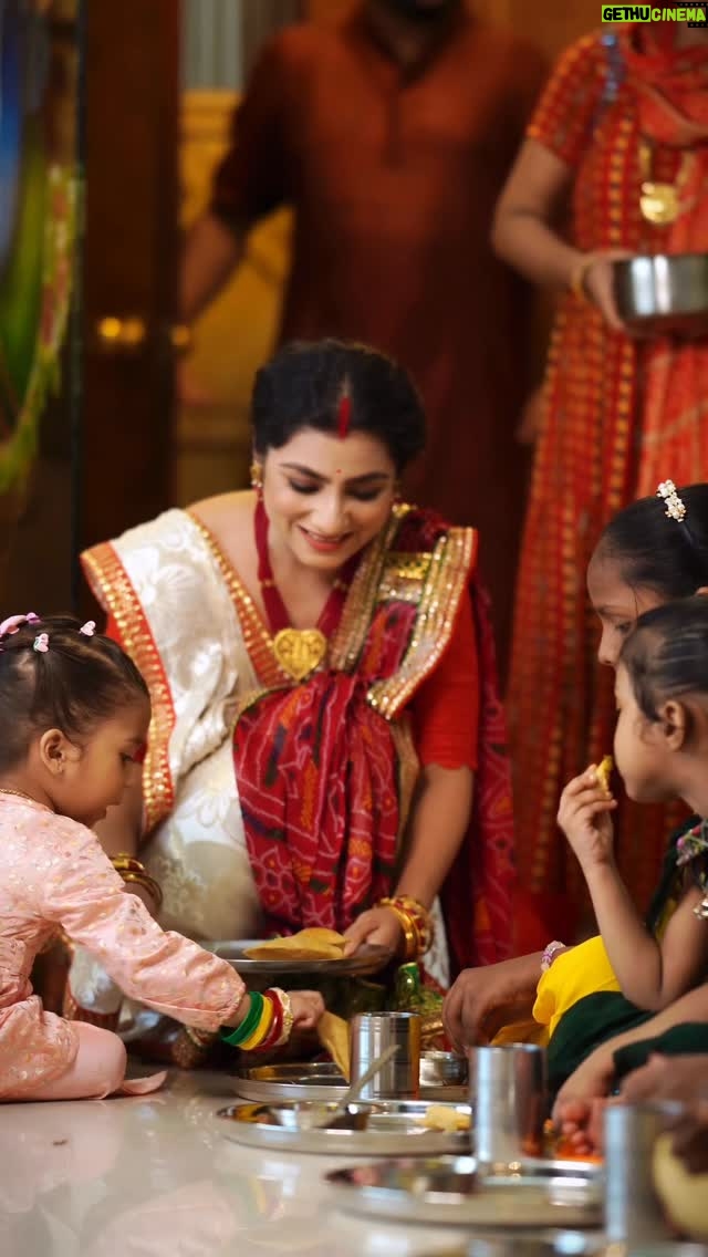 Neha Marda - 141.3K Likes - Happy Ashtami 🙏
Beautiful day with little kanyas filled with laughter and joy 💃