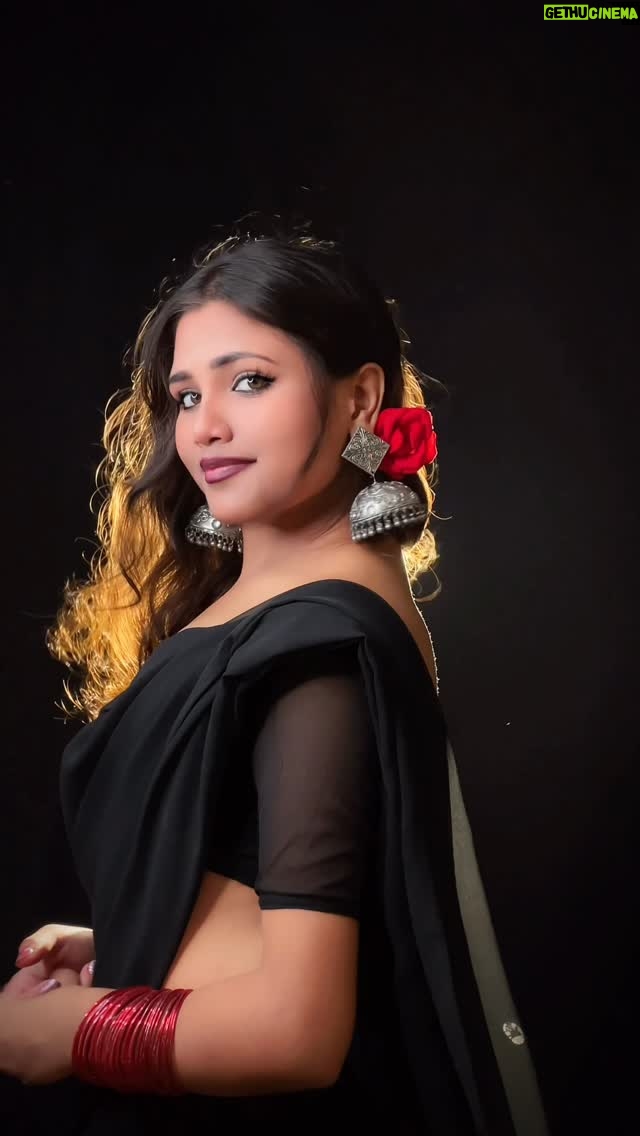 Neha Rana - 1.8K Likes - Aaage teri marji 😭🤌 kar na kar mujhe kubul 
.
.
.
#trending #saatsamundarpaar #trend #reelitfeelit #explore #explorepage #love #trendingreels #instadaily #trendingsongs #flower