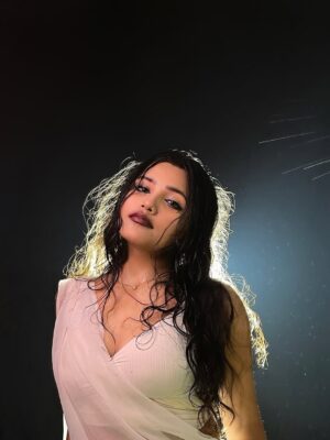 Neha Rana Instagram - No nauk tauk please!!! 😉
,
.
.
#picpftheday #monsoom #rain #tremding #picture #explore #neharana #viral