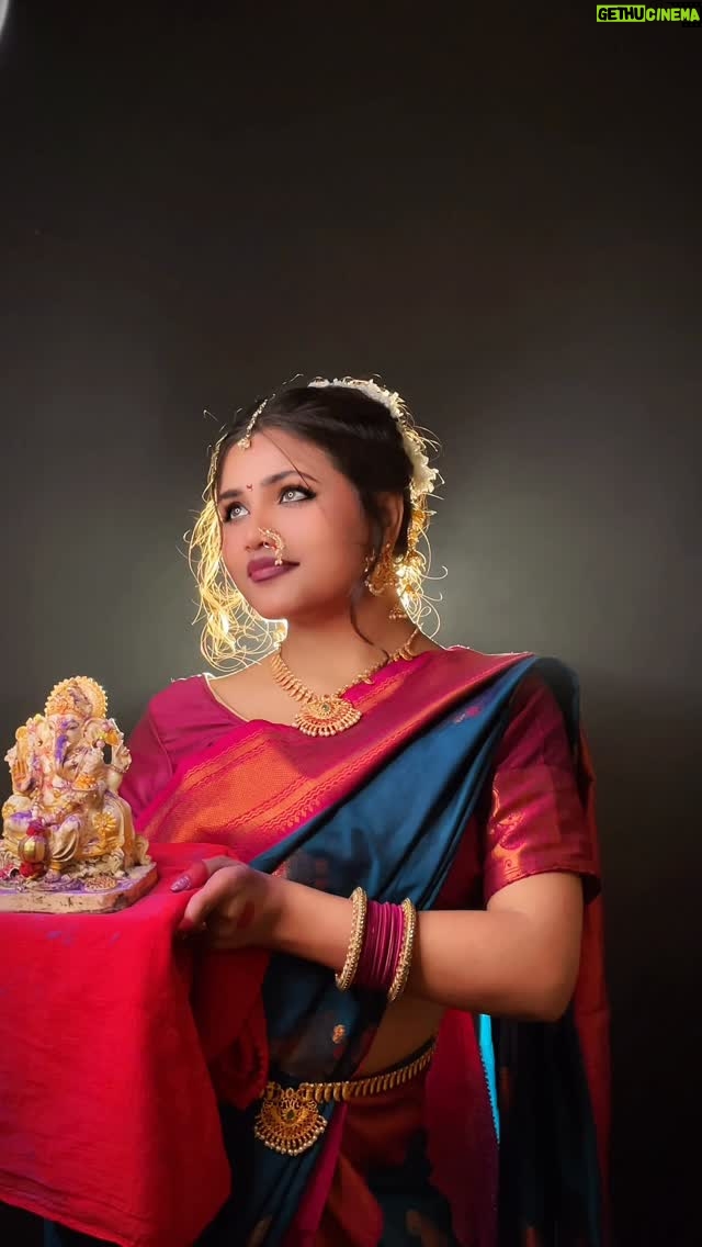 Neha Rana - 413 Likes - Ganraya 🙏✨
.
.
#ganpatibappamorya_ #bappa #ganeshachaturthi #ganesha #trending #viral #reelitfeelit #explorepage #explore #trendingsongs #neharana #abhishekmalhan