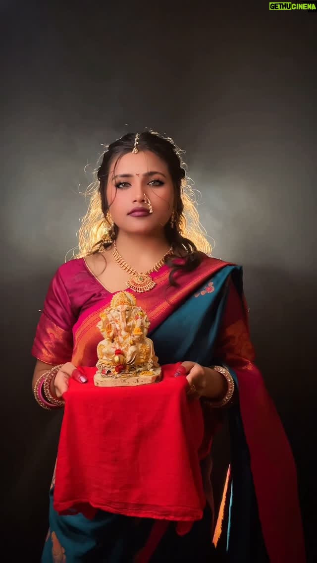 Neha Rana - 1.8K Likes - Ganpati bappa morya 🥹✨🙏
.
.
.
#bappa #bappamoraya #ganeshchaturthi2025 #ganesh #ganeshchaturthi #viral #trending #explore #ganpatibappamorya #trend #reelitfeelit #explorepage #love #marathi