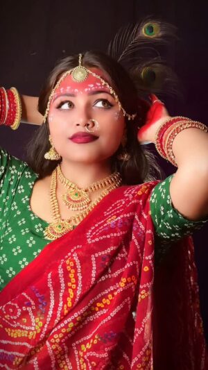 Neha Rana Instagram - Radha gori gori 🙏🦚
.
.
#trend #trending #trendingsongs #trendingnow #trendy #viral #explore #radharani #krishna #reelitfeelit #radheradhe #neharana