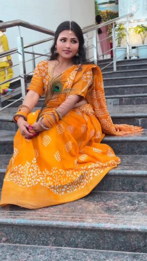 Neha Rana Instagram - Janmashtami 🥹✨
.
.
#janmashtami #happyjanmashtami #radhe_radhe #radharani #radhakrishn #viral #explore #trending #reelitfeelit #temple #video #transformation #explore
