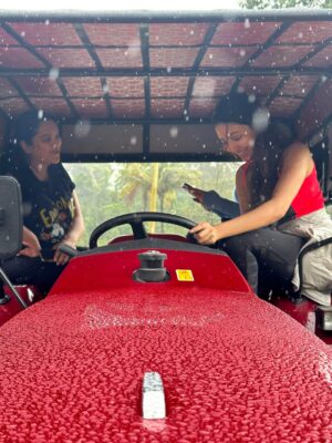 Neha Shetty Instagram - Back to where my heart feels most at home. Childhood, grandparents’ love, and now, my best friends 🤍🌿