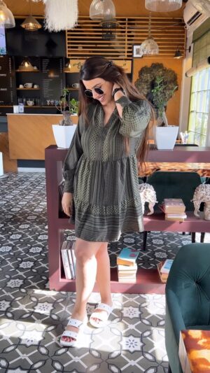 Neha Wadhawan Instagram - Everything you’ve ever wanted is on the other side of fear😆
.
.
.
#cafe #westerndress #olivegreen