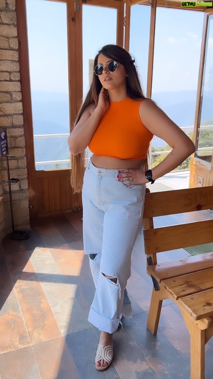 Neha Wadhawan - 1.6K Likes - Mentally at the 🏔️
.
.
.
#orange #croptop #mountains