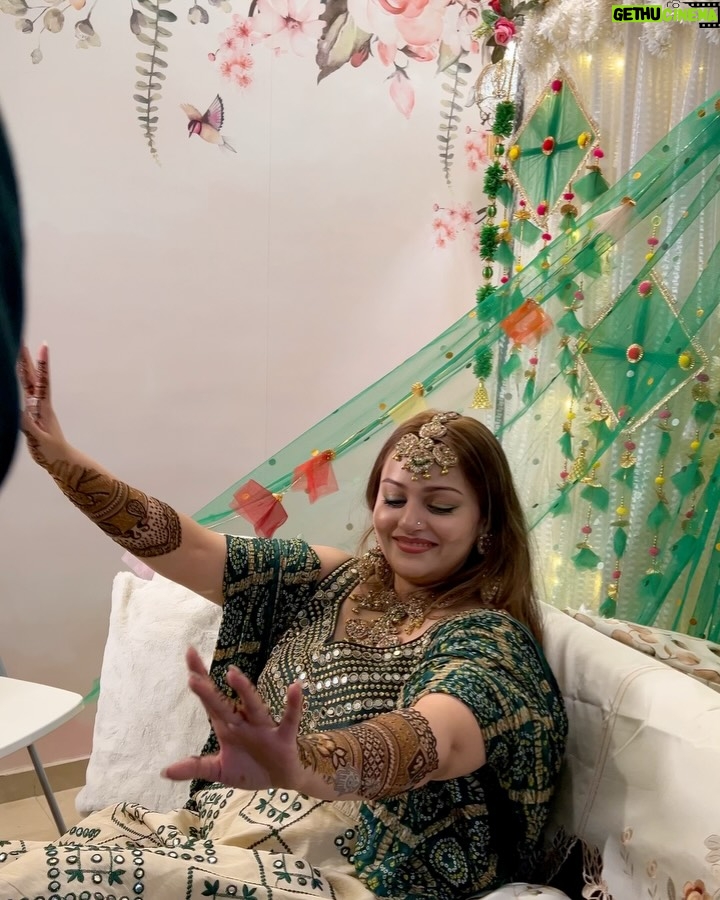 Nehalaxmi Iyer - 24.5K Likes - Celebrating Navratri Day 5 in the color of growth, love & new beginnings – Green! 🌿 These moments are even more special as they’re from my Mehendi celebrations, where tradition met devotion in the most beautiful way.

These pictures are extra close to my heart because they’re from my Mehendi celebrations 🌿💍 — and how perfect that today’s Navratri color is Green! On this auspicious day, we worship Maa Skandmata, the divine mother of Lord Kartikeya, who radiates unconditional love, compassion, and blessings for prosperity. 🌸

🌺 About Maa Skandmata
She sits gracefully on a lotus, symbolizing peace, purity, and wisdom. Devotees believe that worshipping her on Day 5 of Navratri brings harmony, wealth, and spiritual growth.

💚 Why Green Today?
Green is the color of new beginnings, fertility, nature, and growth. It reflects balance, freshness, and abundance — perfect for channeling positivity and divine energy into our lives. For me, wearing Green today brings back the joy of my Mehendi, a celebration of love, blessings, and the start of new chapters.

✨ Navratri is all about devotion, tradition, and style — and I’m loving sharing my Navratri Color Series with all of you.

#Navratri2025 #NavratriDay5 #GreenForNavratri #MaaSkandmata #NavratriCelebration #FestiveLooks #MehendiCelebration #IndianBrideVibes #NavratriOOTD #NavratriSeries #NavratriColors #ShubhNavratri #DurgaMaa #FestiveStyle #NavratriSpecial #IndianFestiveWear #FestiveVibes #OOTDIndia #mehendi #indian #ishqbaaz #mansisrivastava #shrenuparikhofficial #ruha
