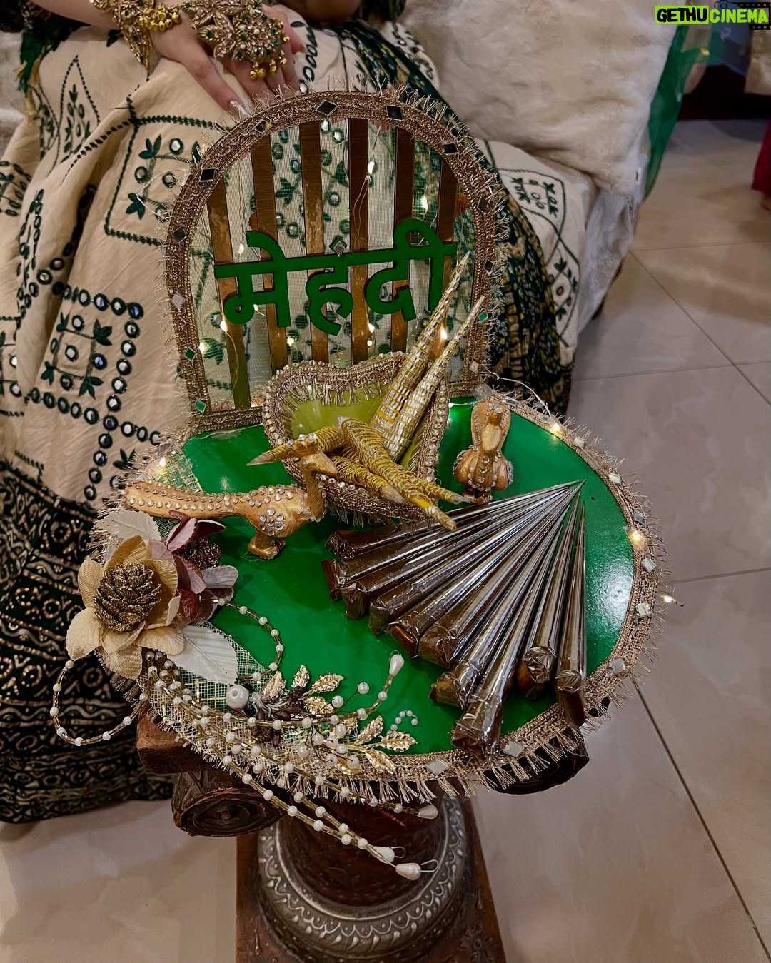 Nehalaxmi Iyer - 24.5K Likes - Celebrating Navratri Day 5 in the color of growth, love & new beginnings – Green! 🌿 These moments are even more special as they’re from my Mehendi celebrations, where tradition met devotion in the most beautiful way.

These pictures are extra close to my heart because they’re from my Mehendi celebrations 🌿💍 — and how perfect that today’s Navratri color is Green! On this auspicious day, we worship Maa Skandmata, the divine mother of Lord Kartikeya, who radiates unconditional love, compassion, and blessings for prosperity. 🌸

🌺 About Maa Skandmata
She sits gracefully on a lotus, symbolizing peace, purity, and wisdom. Devotees believe that worshipping her on Day 5 of Navratri brings harmony, wealth, and spiritual growth.

💚 Why Green Today?
Green is the color of new beginnings, fertility, nature, and growth. It reflects balance, freshness, and abundance — perfect for channeling positivity and divine energy into our lives. For me, wearing Green today brings back the joy of my Mehendi, a celebration of love, blessings, and the start of new chapters.

✨ Navratri is all about devotion, tradition, and style — and I’m loving sharing my Navratri Color Series with all of you.

#Navratri2025 #NavratriDay5 #GreenForNavratri #MaaSkandmata #NavratriCelebration #FestiveLooks #MehendiCelebration #IndianBrideVibes #NavratriOOTD #NavratriSeries #NavratriColors #ShubhNavratri #DurgaMaa #FestiveStyle #NavratriSpecial #IndianFestiveWear #FestiveVibes #OOTDIndia #mehendi #indian #ishqbaaz #mansisrivastava #shrenuparikhofficial #ruha