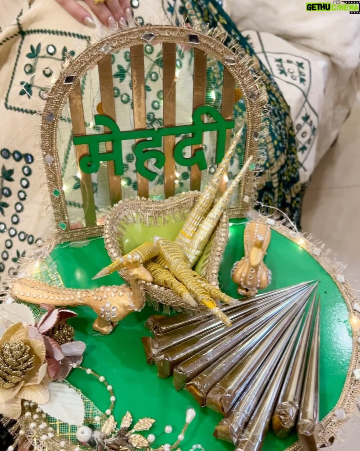 Nehalaxmi Iyer - 24.5K Likes - Celebrating Navratri Day 5 in the color of growth, love & new beginnings – Green! 🌿 These moments are even more special as they’re from my Mehendi celebrations, where tradition met devotion in the most beautiful way.

These pictures are extra close to my heart because they’re from my Mehendi celebrations 🌿💍 — and how perfect that today’s Navratri color is Green! On this auspicious day, we worship Maa Skandmata, the divine mother of Lord Kartikeya, who radiates unconditional love, compassion, and blessings for prosperity. 🌸

🌺 About Maa Skandmata
She sits gracefully on a lotus, symbolizing peace, purity, and wisdom. Devotees believe that worshipping her on Day 5 of Navratri brings harmony, wealth, and spiritual growth.

💚 Why Green Today?
Green is the color of new beginnings, fertility, nature, and growth. It reflects balance, freshness, and abundance — perfect for channeling positivity and divine energy into our lives. For me, wearing Green today brings back the joy of my Mehendi, a celebration of love, blessings, and the start of new chapters.

✨ Navratri is all about devotion, tradition, and style — and I’m loving sharing my Navratri Color Series with all of you.

#Navratri2025 #NavratriDay5 #GreenForNavratri #MaaSkandmata #NavratriCelebration #FestiveLooks #MehendiCelebration #IndianBrideVibes #NavratriOOTD #NavratriSeries #NavratriColors #ShubhNavratri #DurgaMaa #FestiveStyle #NavratriSpecial #IndianFestiveWear #FestiveVibes #OOTDIndia #mehendi #indian #ishqbaaz #mansisrivastava #shrenuparikhofficial #ruha